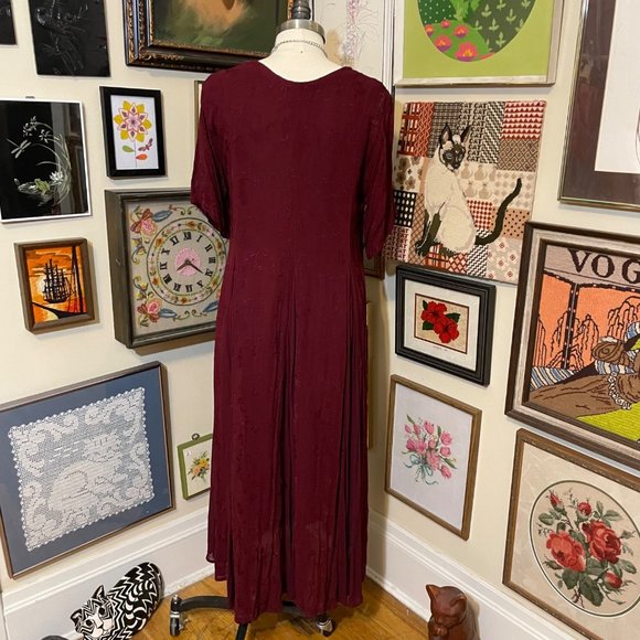 Lola P. Burgundy Red 100% Indian Rayon Embroidered Short Sleeve Maxi Dress M - Picture 4 of 8